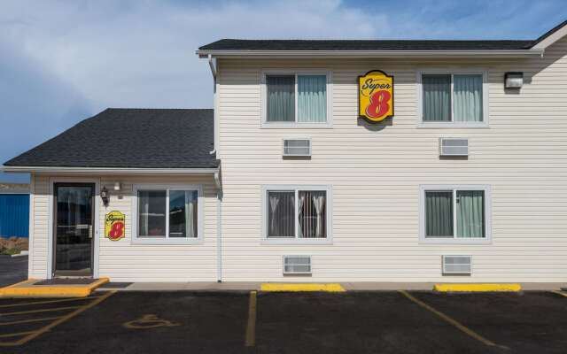 Super 8 By Wyndham Sheridan