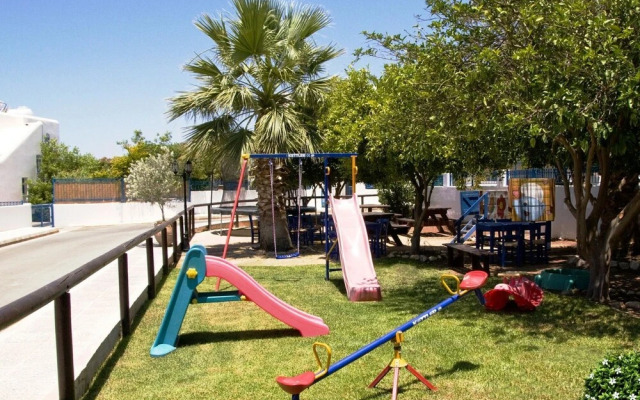 Azzurro Holiday Villas Peyia