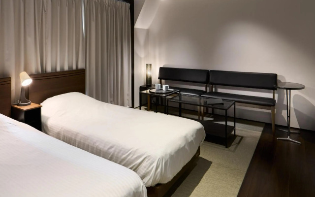 City Hotel N.U.T.S.