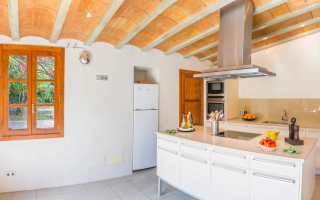 Beautiful Mallorcan Villa With Pool in Soller