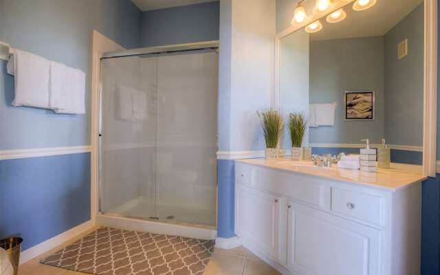 4802 Cayview Avenue #310