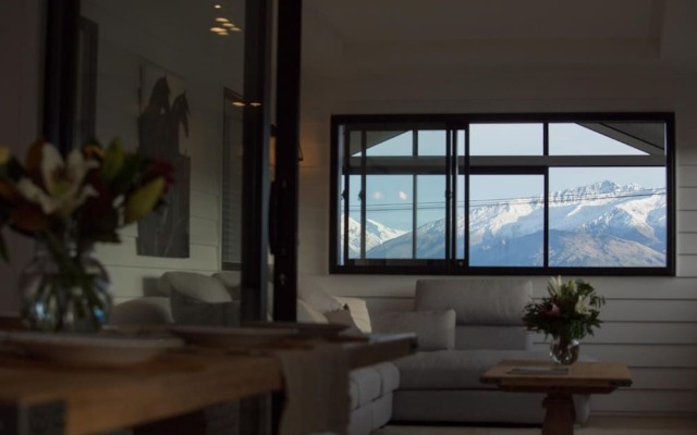 Release Wanaka - Kura House