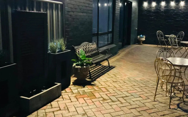 Rochester Wine Tavern