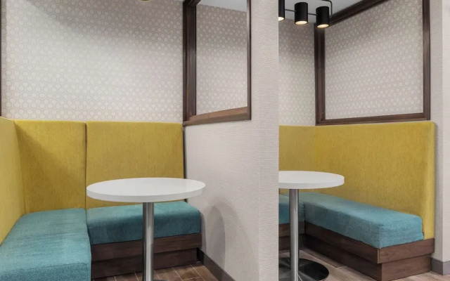 Hampton Inn & Suites Orangeville, On