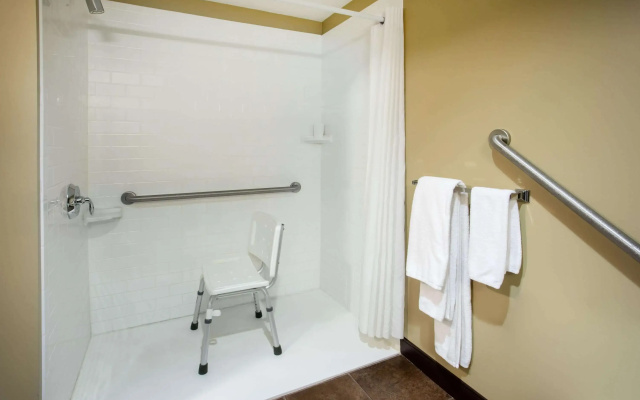Microtel Inn & Suites by Wyndham Timmins