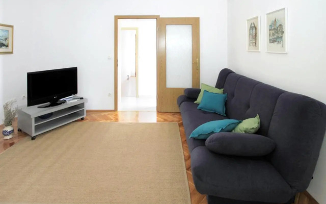 Apartments by the sea Trogir - 11895