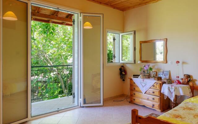 Secluded Holiday Home in Kalavrouza With Mountain Views,bbq
