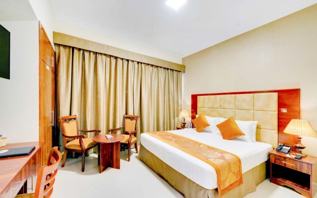 OYO 101 Click Hotel