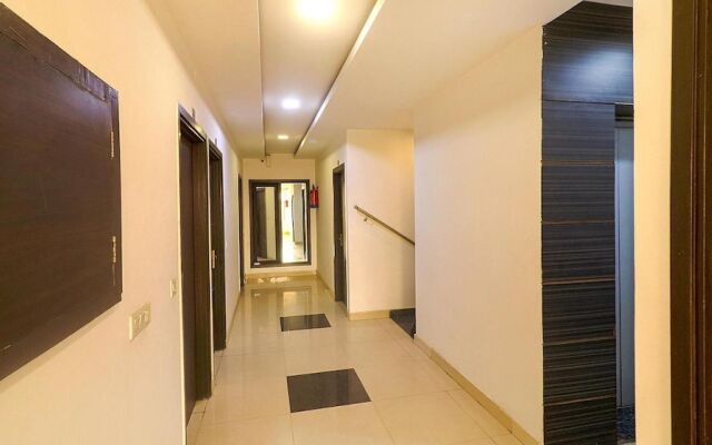 Hotel Star Metro Inn By GRB