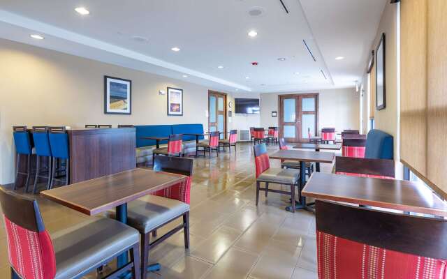 Comfort Suites Denver near Anschutz Medical Campus