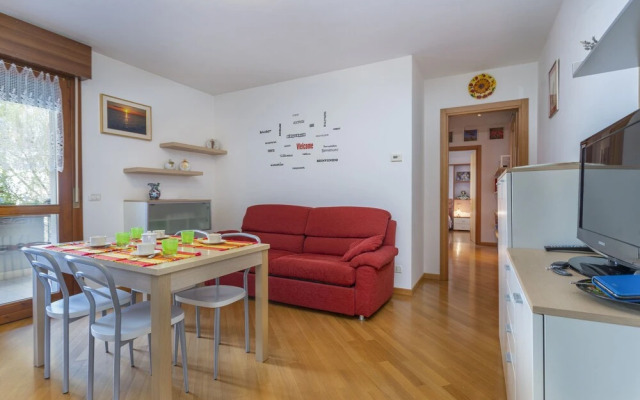 Ai Gelsomini-APT with Terrace & Parking