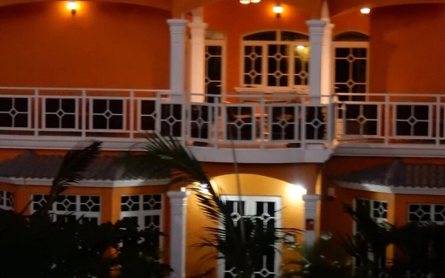 La Mirage Residence Guest house