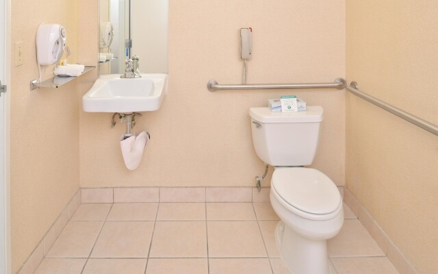 Starlight Inn & Suites Motel 29 Palms Joshua Tree National Park