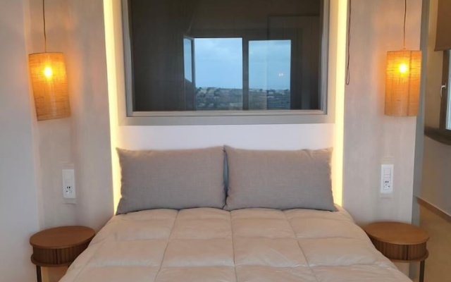 Evira Suites