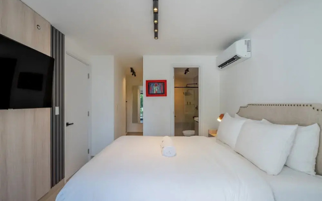 w Radiant 1BR w Modern Balcony in San Francisco
