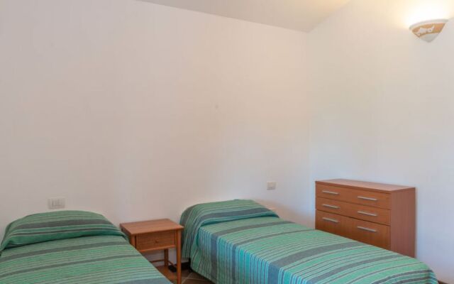 Corbezzolo 10 - Vista Village