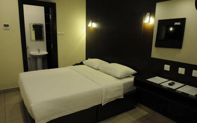 Cathay Hotel