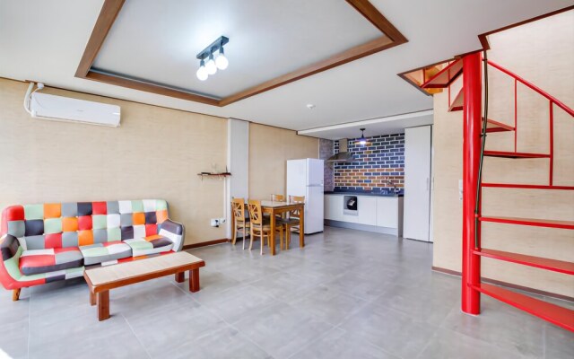 Yeongdeok Bapoom Hill Pension