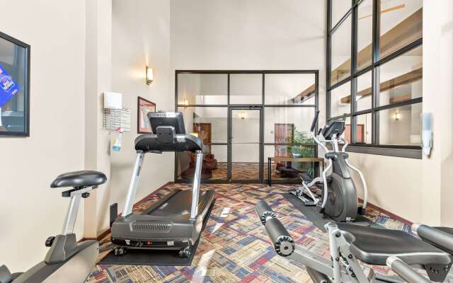 Best Western West Towne Suites