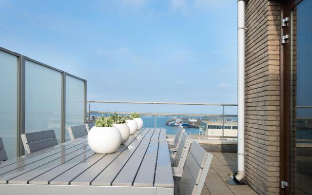 Spacious Modern Apartment in Scheveningen