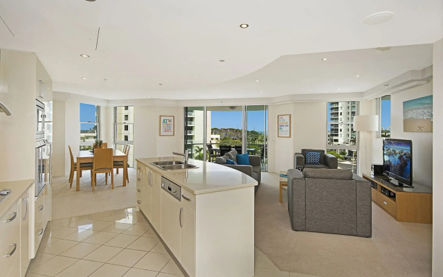 Aqua Vista Resort