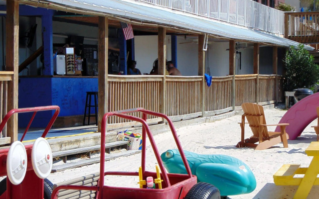 The Driftwood Lodge