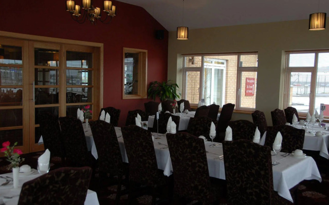 Curran Court Hotel