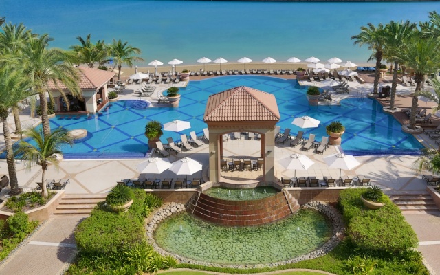 Al Raha Beach Hotel