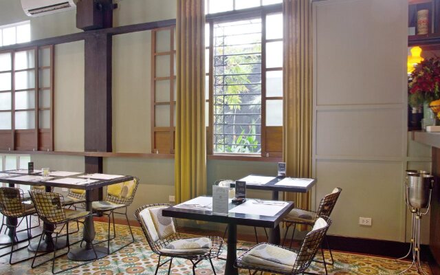 The Henry Hotel Manila