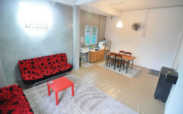 Spice Arena Bungalow Hostel