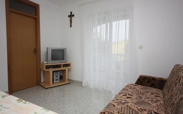 Vese - 100 m From Beach - A1