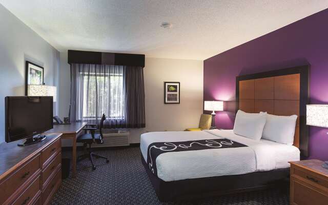 La Quinta Inn & Suites by Wyndham Baton Rouge Siegen Lane