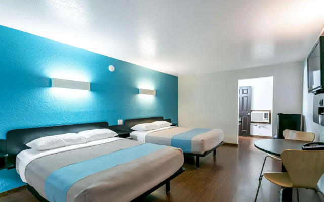 Motel 6-Missoula, MT - University