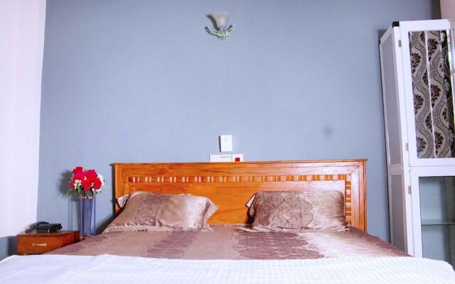 Nora Hotel