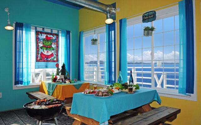 Buan Sunset Pension