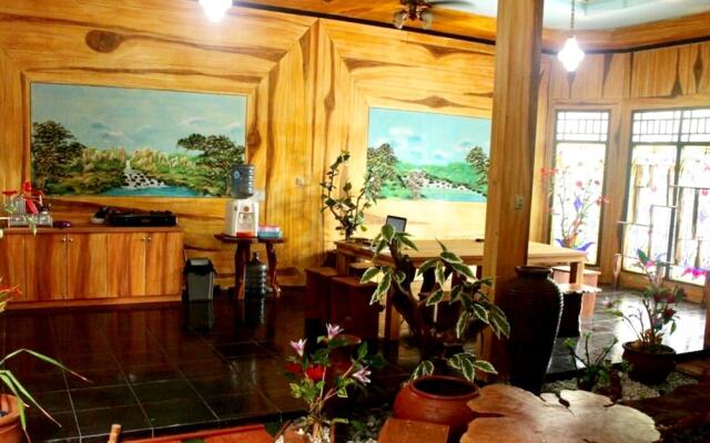 Ayodhya Garden Hostel Yogyakarta by HOM