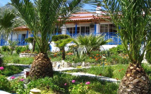 Bungalows Lemoni