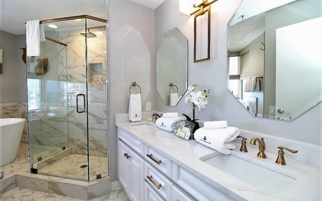 Beach Colony Tower Penthouse 16A