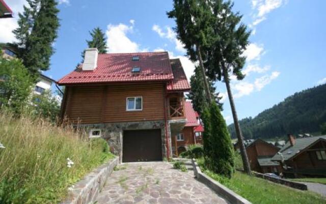 Bukovynskiy Zatyshok Chalet