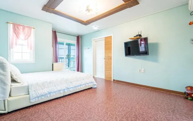 Youngheungdo Roma Spa Pension
