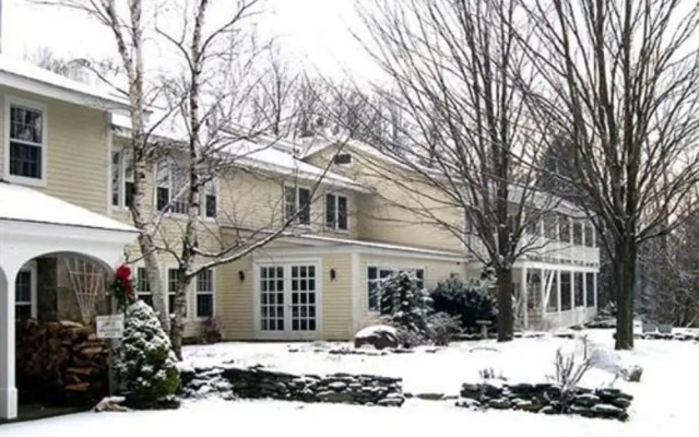 Deerhill Inn
