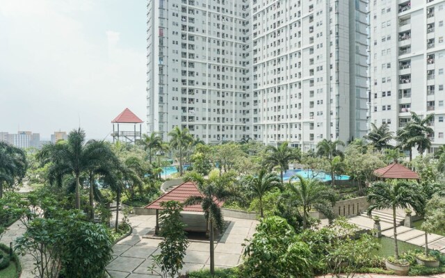 Seasons City Apartment