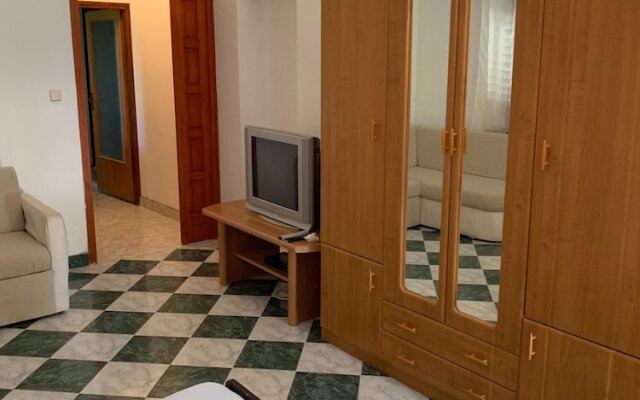 Room-villa ata Razanac - Apartment