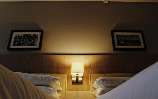Lancaster Hotel