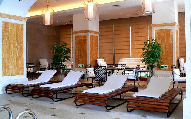 Landison Hotel Xinchang