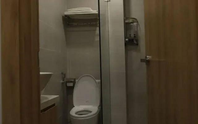 Tourane Apartment & Hotel