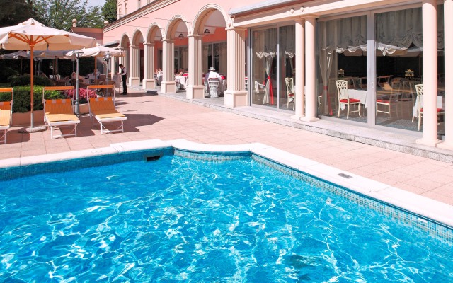 Hotel De La Paix