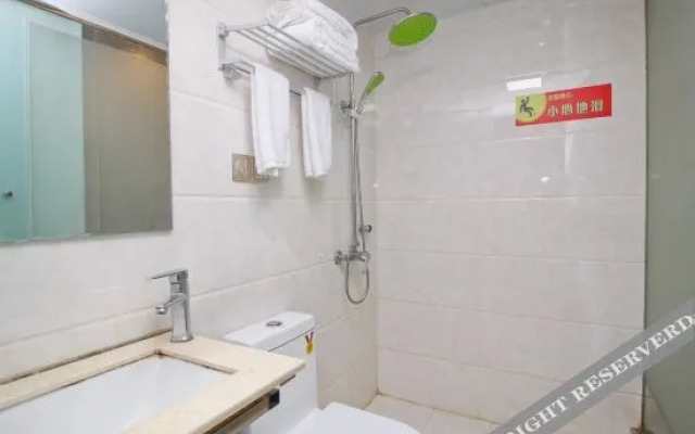 Tianchi Business Hotel (Sanhe Ancient Town)