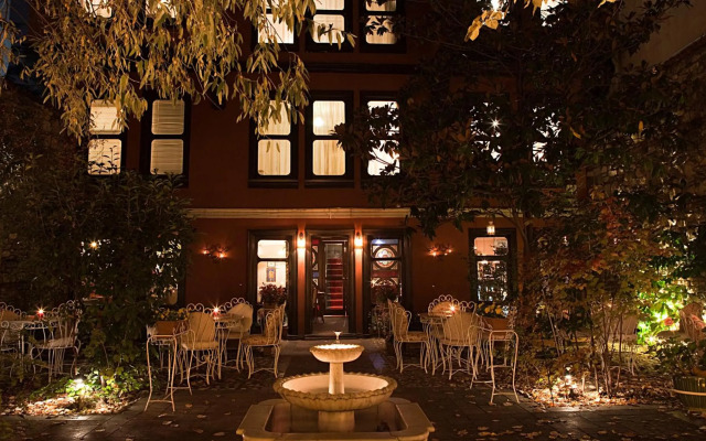 Kitapevi Special Class Hotel