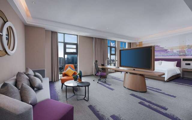 Hampton by Hilton Hebi Railway Station